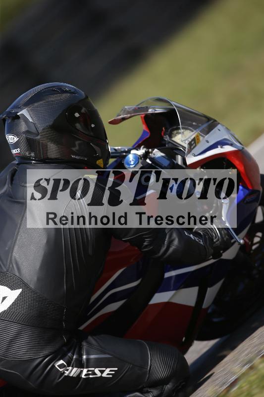 /Archiv-2023/69 08.09.2023 Speer Racing ADR/Gruppe gelb/backside